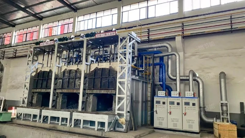 Regenerative burner chamber heating furnace