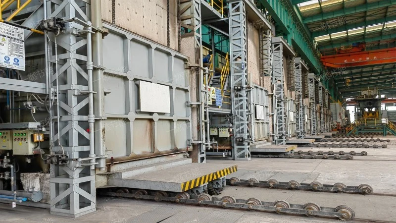 Tool steel heating furnace