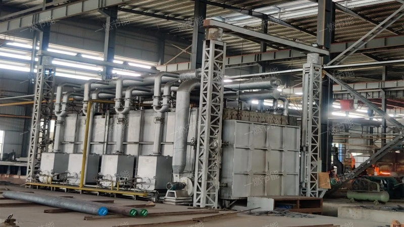 Automatic feeding heating furnace