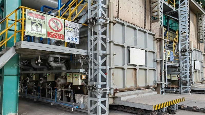 Fully automatic industrial furnace